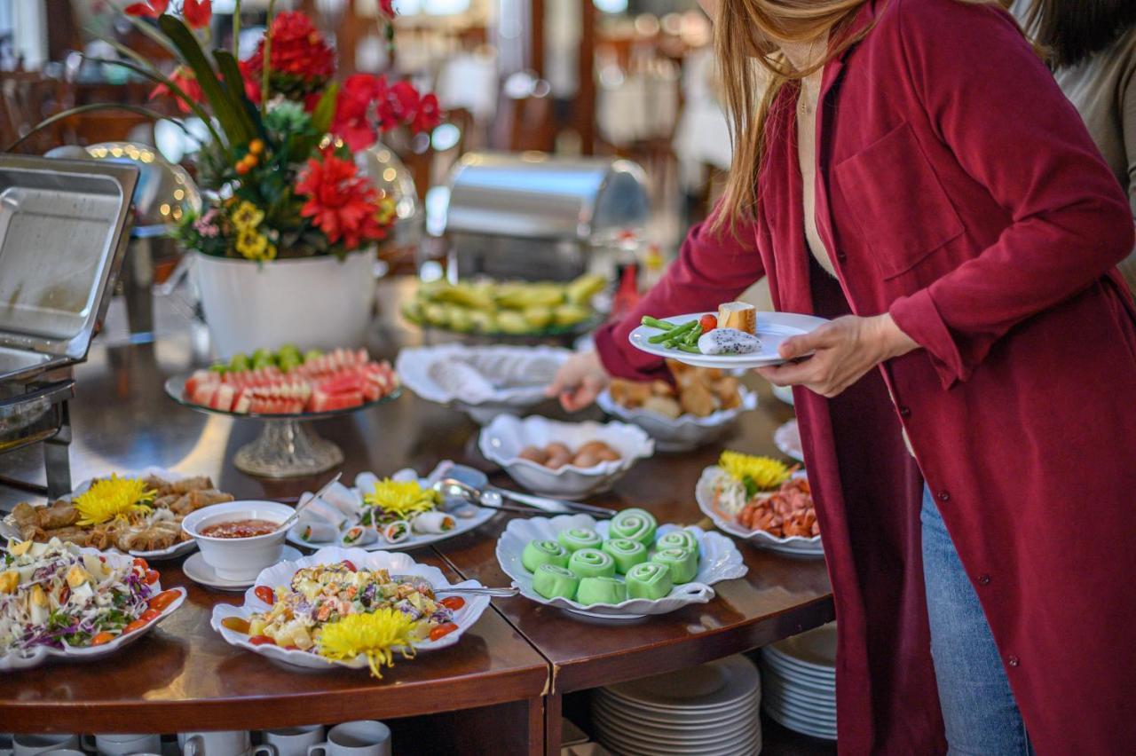 Golden Sun Hotel Danang Экстерьер фото