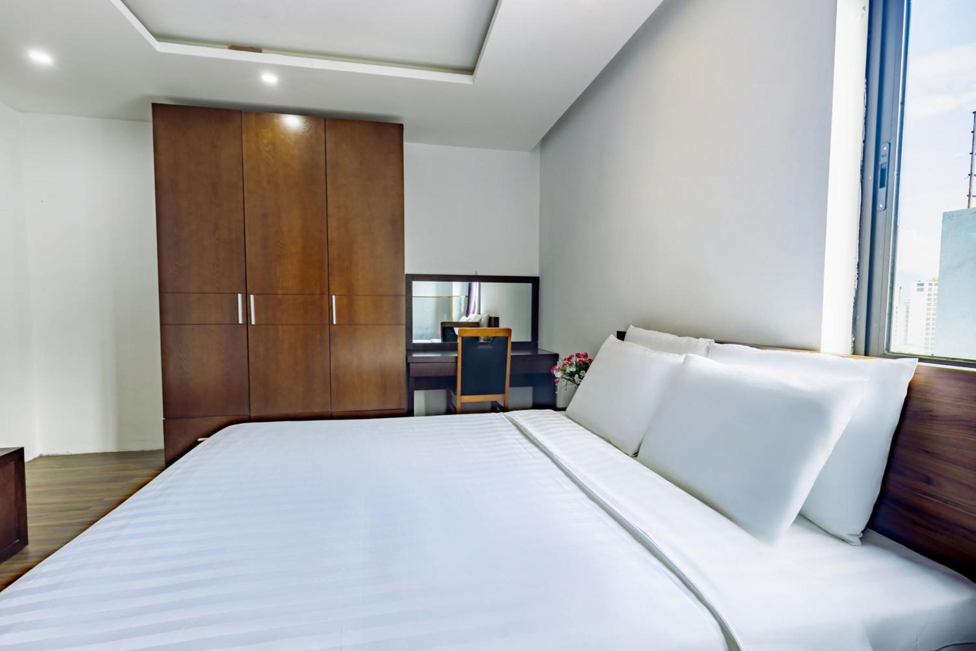 Golden Sun Hotel Danang Экстерьер фото