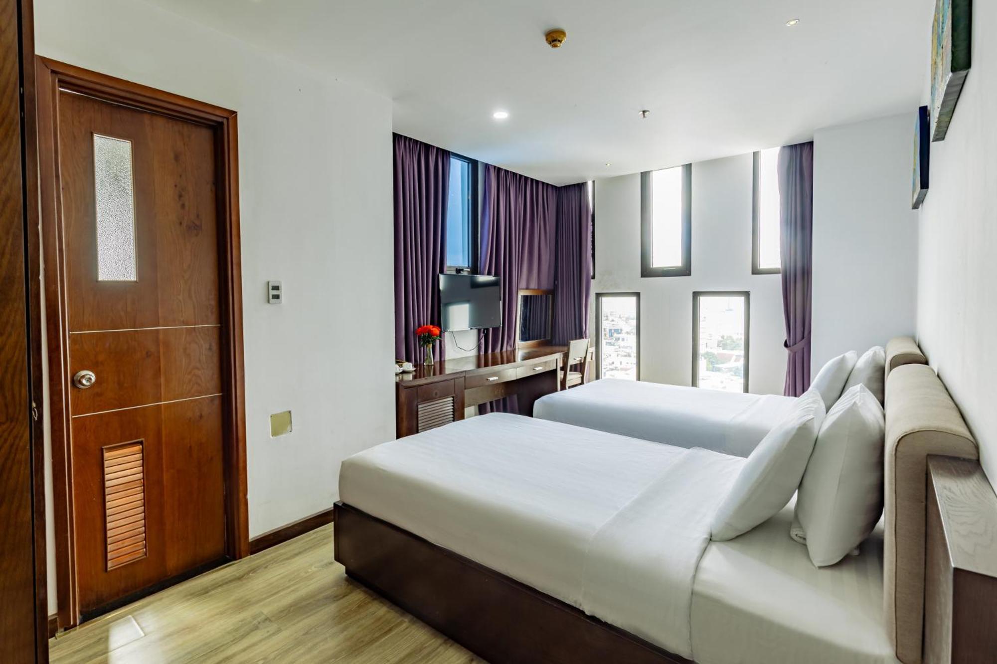 Golden Sun Hotel Danang Экстерьер фото