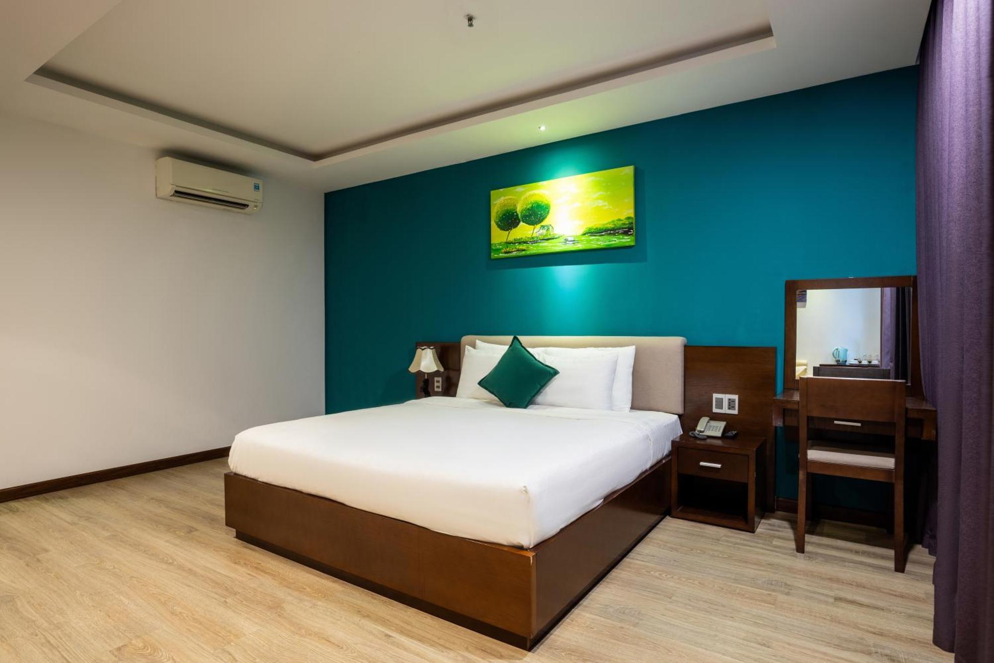 Golden Sun Hotel Danang Экстерьер фото